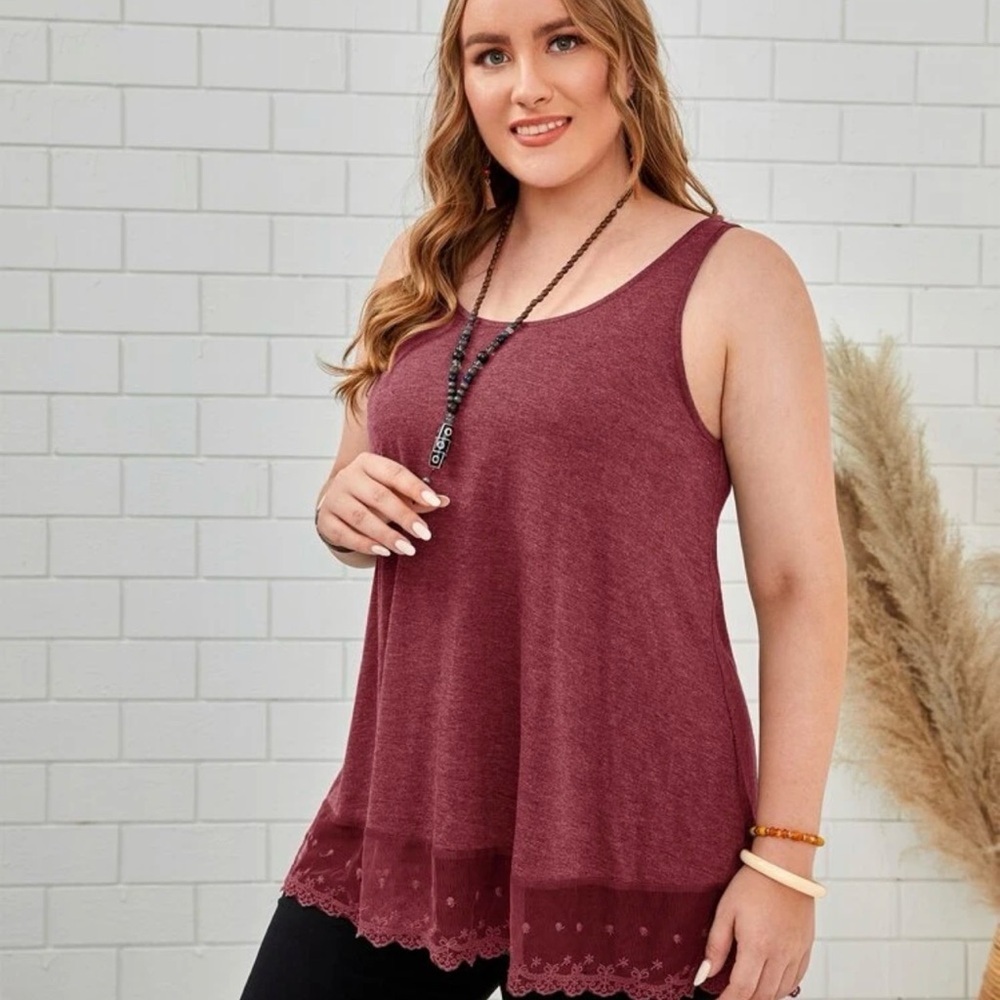 Women's Lace-Hem Scoop Neck Tank Top in Burgundy - Picture 5 of 6